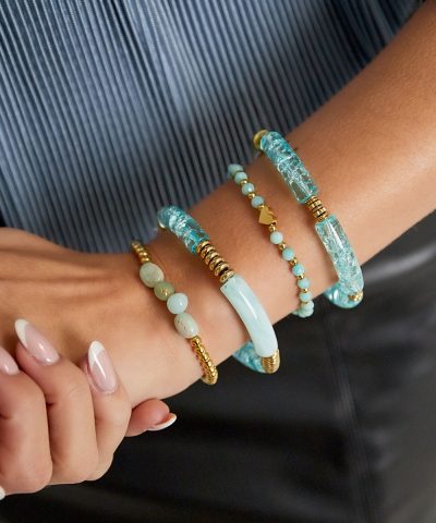 blue-tube-gold-bracelet-acrylic-woman